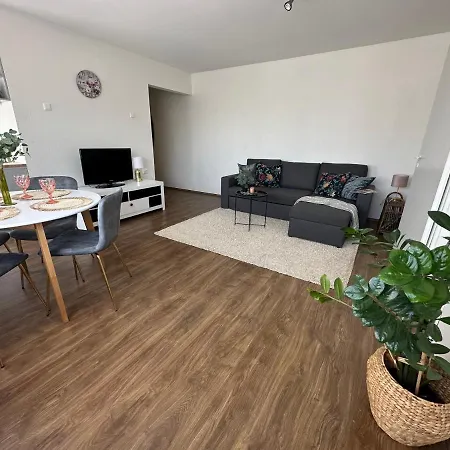 Appartamento Joe Vaatega Kesklinna Korter Free Parking *